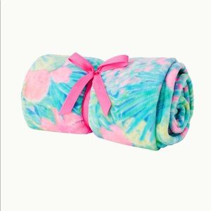 Lilly Pulitzer Paradise Blanket